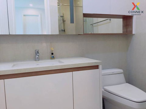เช่าคอนโด  คิว หลังสวน BTS-ชิดลม ลุมพินี เขต ปทุมวัน กรุงเทพ CX-64503 ✅ ทักไลน์ @connexproperty ตอบทันที ทีมงานมืออาชีพ ✅ 
