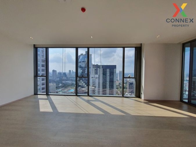 FOR RENT condo , The Strand Thonglor , high floor , BTS-Thong Lo , Khlong Toei Nuea , Watthana , Bangkok , CX-00120 ✅ Live chat with us ADD LINE @connexproperty ✅ 