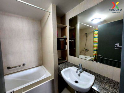 Condos for rent Thonglor 10 Station : FOR RENT condo , The Clover Thonglor , high floor , BTS-Thong Lo , Khlong Tan Nuea , Watthana , Bangkok , CX-21205 ✅ Live chat with us ADD LINE @connexproperty ✅ 