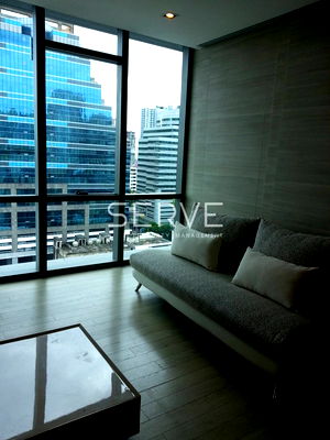 คอนโดให้เช่า : ห้องไซส์ใหญ่ วิวเมือง ทำเลใจกลางอโศก เฟอร์แน่นมาก พร้อมลากกระเป๋า เข้าอยู่ ที่ The Room Sukhumvit 21 