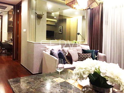 2 นอน 1 น้ำ ห้องแต่งสวยๆ สไตล์ Modern & Luxury ชั้นสูง 10+ บนทำเลดีๆ คอนโดใกล้ BTS ทองหล่อ 300 ม. ที่ Ashton Morph 38 / ขายคอนโด