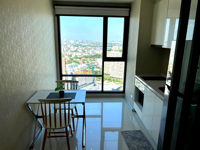 ขายคอนโด : LTH9660 – Rhythm Sukhumvit 42 FOR SALE size 45 Sq. m. 1 bed 1 bath near BTS Ekkamai Station ONLY 8.8 MB
