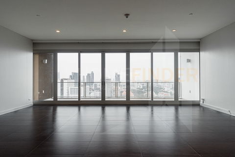 185 Rajadamri 4 bedrooms, for sale