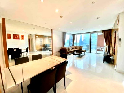 Condos for rent : LTHC9663 – Fullerton  FOR RENT size 132 Sq. m. 3 beds 3 baths near BTS Ekkamai Station ONLY 80K/Month