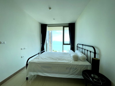 Condos for rent Pattaya : For rent The Riviera Wongamat Beach good location sea view ready to move in In the heart of the city near tourist attractions