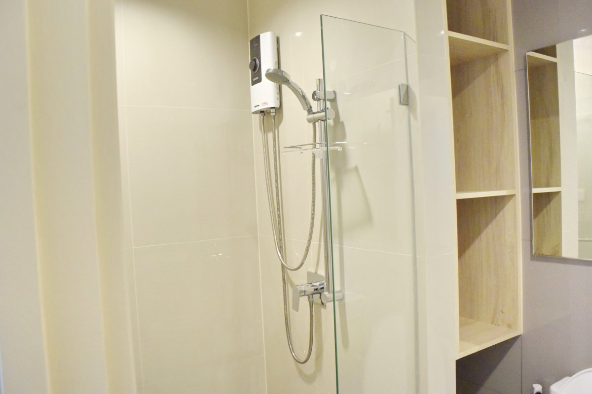 รูป ให้เช่า NUE Noble Ngamwongwan มีเครื่องซักผ้า - รูปที่ 6/9