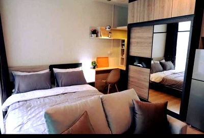 Condos for rent University of the Thai Chamber of Commerce : LineID: @Homelisting (With@) Noble Revolve Ratchada (High Floor)