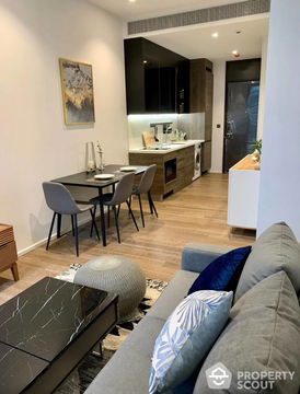 1-BR Condo at Muniq Langsuan near BTS Ratchadamri (ID 1400626)
