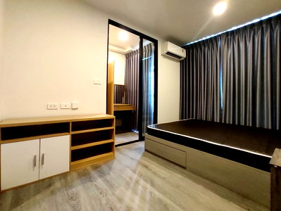 Condos for rent : Room for rent near BTS Sailuat Station 6,000 B./month (The origin E22 station)