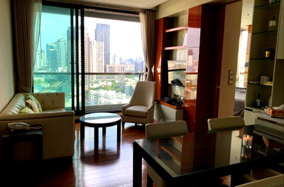 Condos for rent : for rent The Address Sukhumvit28. 2bed 67sq.m. Line id: @pfagent