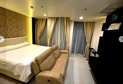 Condos for rent BTS Chit Lom : for rent Noble Ploenchit. 1bed 48sqm. Line id: @pfagent