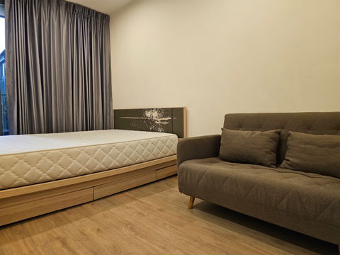 Ideo Q Chula - Samyan【𝐑𝐄𝐍𝐓】🔥ห้องมินิมอล เรียบง่าย เฟอร์นิเจอร์พร้อม วิวใจกลางเมือง ใกล้MRTสามย่าน🔥 ติดต่อไลน์ไอดี: @hacondo