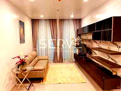 คอนโดให้เช่า : Corner Room 2 Beds 1 Bath High Fl. 25+ Perfect Location Next to BTS Phloen Chit / For Rent-Noble Ploenchit