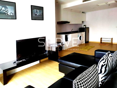 Condos for rent : 🔥Studio with Bathtub (Partition) High Fl. 25+ Perfect Location Next to BTS Thong Lo / For Rent