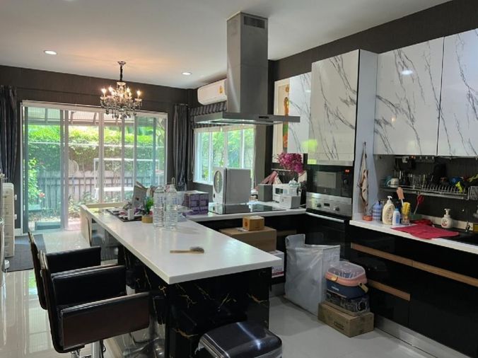 ขายบ้านเดี่ยว 3 ห้องนอน 305 ตร.ม. 83 ตร.ว. เขตคันนายาว