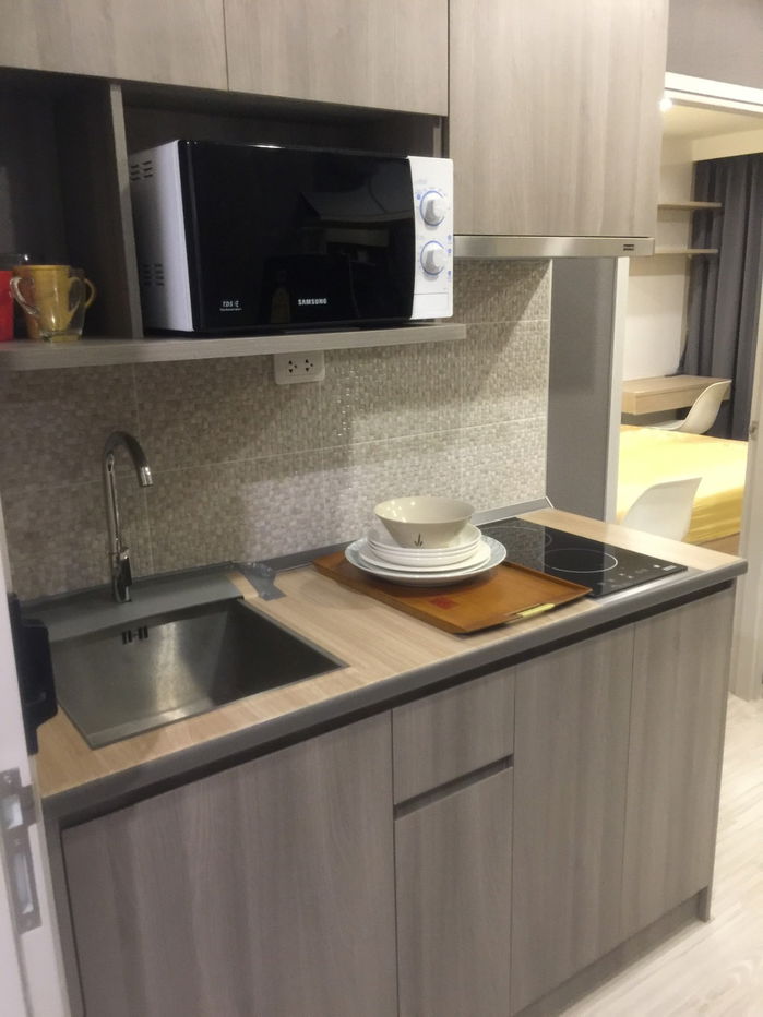 รูป ให้เช่าไอดีโอโมบิบางซื่อ 1-bed ชั้น 10 ขนาด 33 ตรม วิวสวน มีเครื่องซักผ้า 🆔 line: ey_annie - รูปที่ 4/14