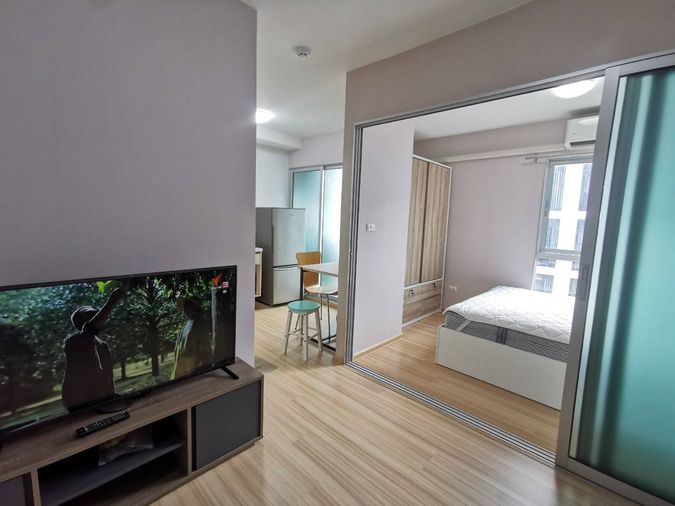 ให้เช่าถูกมาก คอนโด พลัม แจ้งวัฒนะ เฟส 2 ตึก B เฟอร์และเครื่องใช้ไฟฟ้าครบ มีเครื่องซักผ้า