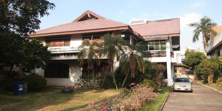 ขายบ้านเดี่ยว 9 ห้องนอน 2000 ตร.ม. 508 ตร.ว. เขตคลองสาน