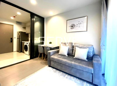 Condos for rent : Condo For Rent Life Asoke Hype Condo Sansiri & BTS Condo High Rise Good Location MRT Rama 9 350 m.