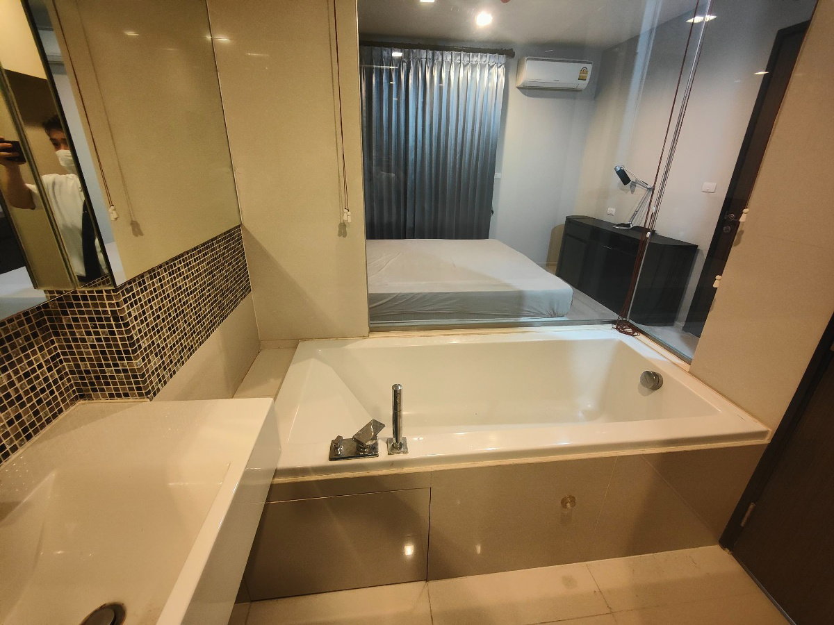 picture For RENT : Rhythm Sukhumvit 44/1, 29th floor - 12/24