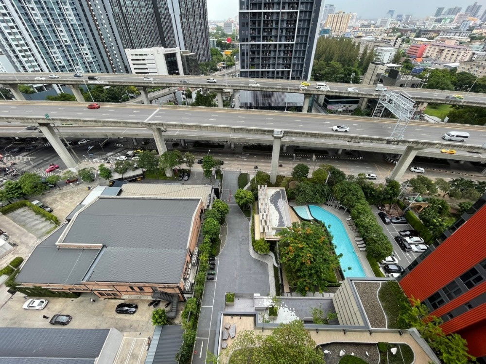 picture The Base Garden Rama 9     15th floor  Facing north - 8/10
