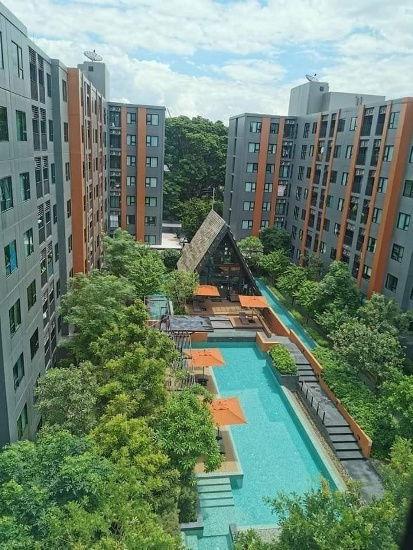 picture Escent  Ville Condo for rent 1 bedroom pool view - 12/13