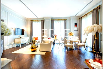 Condos for sale : Luxury Room 2 Beds with Bathtub 132 sq.m. Good Location BTS Phloen Chit / For Sell-98 Wireless