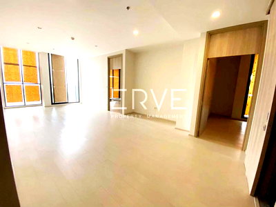 Condos for sale : 2 Beds 2 Baths Super High Fl. 30+ Best View & Perfect Location Connecting to BTS Phloen Chit-Noble Ploenchit