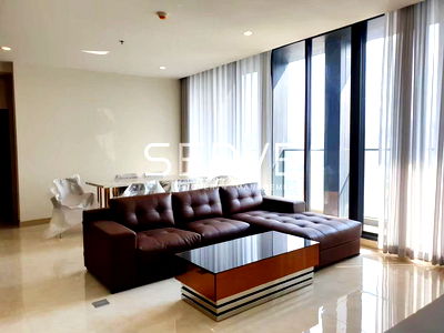 ขายคอนโด : Combine 3 Beds 3 Baths with Bathtub 143.46 sq.m. East Side Next to BTS Phloen Chit / Rent & Sale-Noble Ploenchit