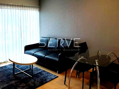 Condos for rent : 1 Bed 1 Bath with Bathtub Large Room Good Location Close to BTS Phrom Phong 200 m. at Noble Refine Condo / For Rent