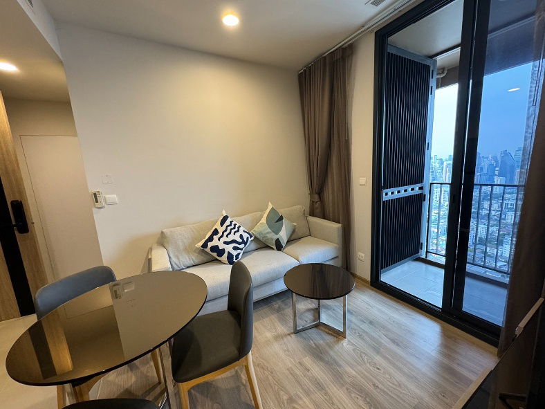 รูป ให้เช่า🔥Oka Haus sukhumvit 36🔥 ห้องสวย ตกแต่งพร้อม เฟอร์นิเจอร์ เครื่องใช้ไฟฟ้าครบ ใกล้ BTS ทองหล่อ - รูปที่ 6/13