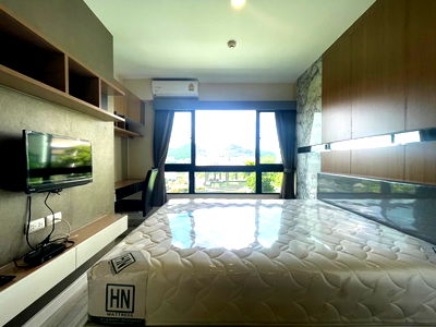 Condos for rent Robinson Sriracha : For rent Plus Condo Sriracha beautiful room fully furnished good location near tourist attractions community areas convenient travel