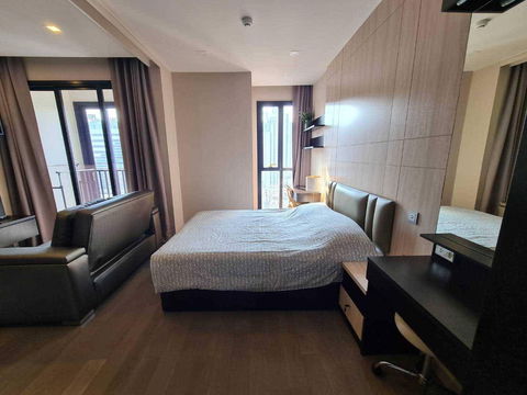 ให้เช่า Ashton Asoke ห้องสวย ราคาดี สอบถามเพิ่มเติมได้ที่ LINE @condorental !!