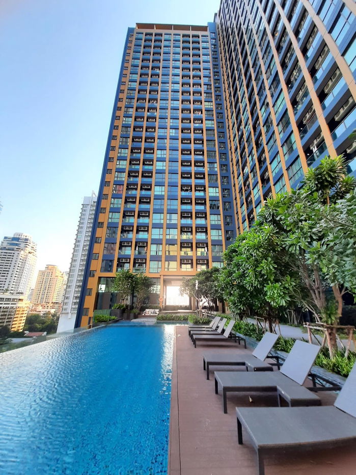 รูป ให้เช่า  ลุมพินี สวีท เพชรบุรี - มักกะสัน  (วิวสระว่ายน้ำ) 🔴🔴 - รูปที่ 16/19