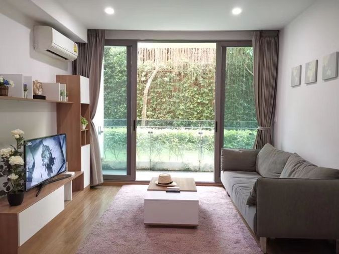 พร้อมอยู่ ให้เช่าคอนโด เดอะ นิมมานา เชียงใหม่ ห้องใหญ่  โทร: 098-9690236 (แจน)