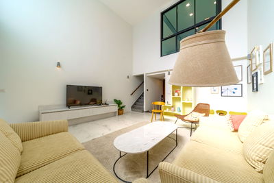 Home office for rent Bangkok : (For rent) Town Home, 3 and a half floors, beautifully decorated, close to the expressway and MRT Tao Poon Station.