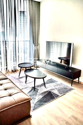 Condos for rent : 2 Beds Corner Unit at Newest Condo in Phrom Phong Area Close to The Emporium / Condo for Rent -Noble Around 33