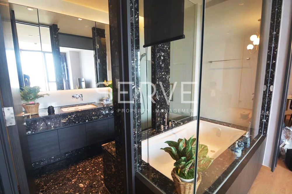 รูป Nice Room 1 Bed with Bathtub (Balcony) Luxury Condo BTS Thong Lo 250 m. & BTS Phrom Phong 850 m.-Beatniq Sukhumvit 32 (บีทนิค สุขุมวิท 32) - รูปที่ 2/9