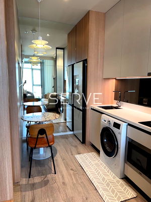 คอนโดให้เช่า : คอนโดทำเลดีย่านเอกมัย ห้องไซส์ใหญ่ เฟอร์แน่นมาก พร้อมอยู่  @ Rhythm Ekkamai 