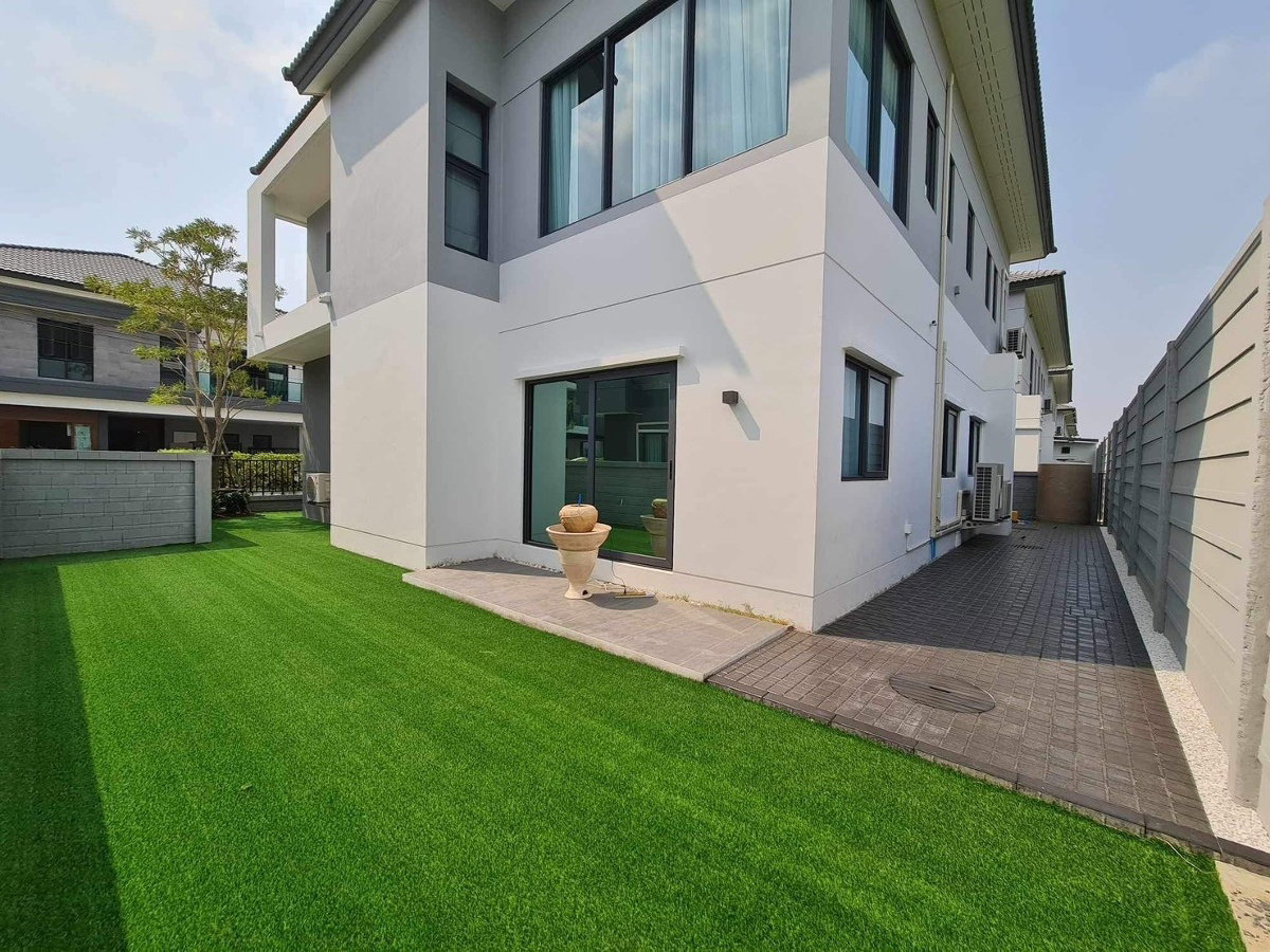 LTH9798&LTH9798 – House FOR RENT/SALE in Bangna 4 beds 5 baths size 313 sq.m. Near BTS Bangna Station