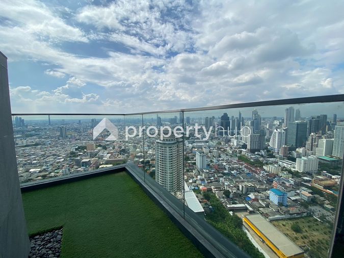 Knightsbridge Prime Sathorn