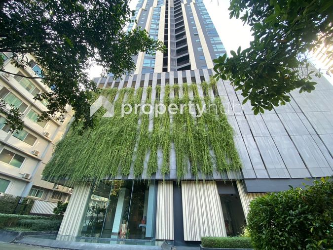 ริทึ่ม เอกมัย