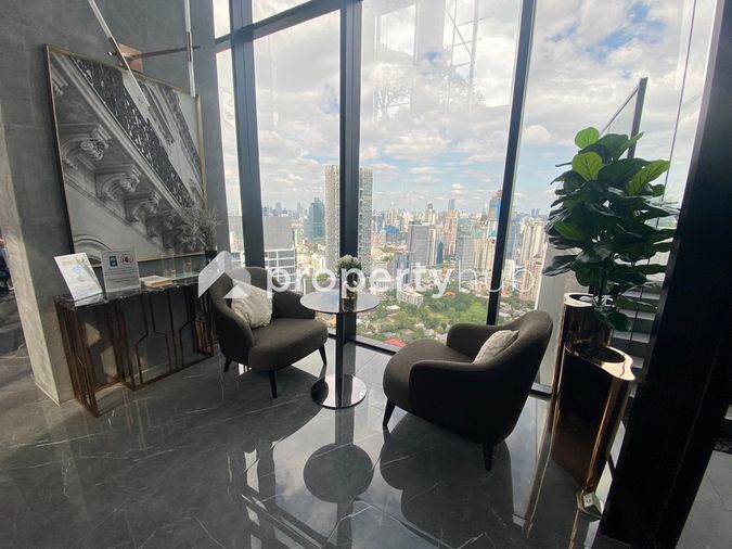Knightsbridge Prime Sathorn
