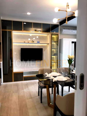 Condos for rent Nana Nuea Pier : Life One Wireless 2 bedrooms, for rent