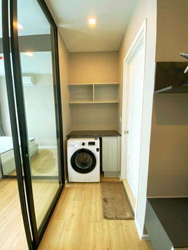 <Please add Line> Notting Hill, 34th floor, Thai Oil side view, south <There is a washing machine>
