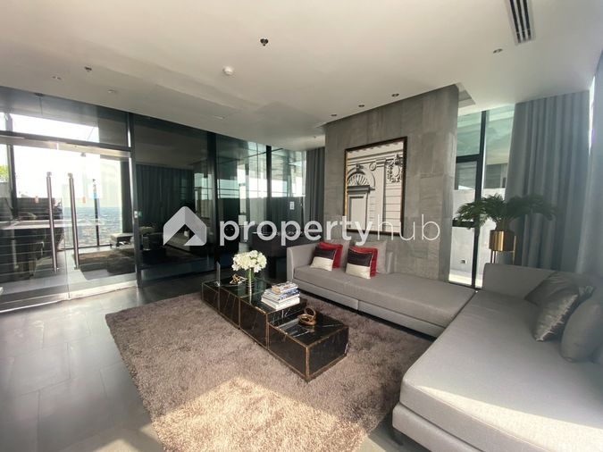 Knightsbridge Prime Sathorn