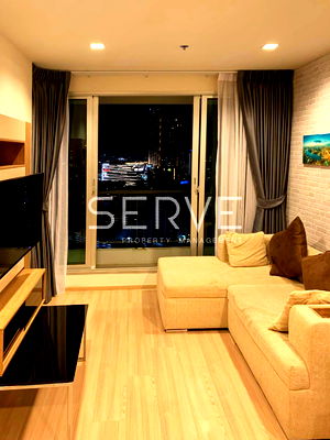 Condos for rent BTS Saphan Taksin : Large Room 1 Bath with Bathtub  Super High Fl. 30+ Good Location BTS Saphan Taksin 340 m. at Rhythm Sathorn Condo / For Rent