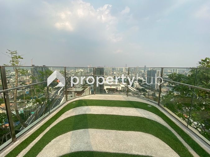 Altitude Unicorn Sathorn - Thapra