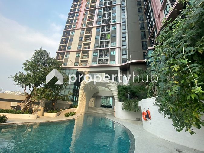 Altitude Unicorn Sathorn - Thapra