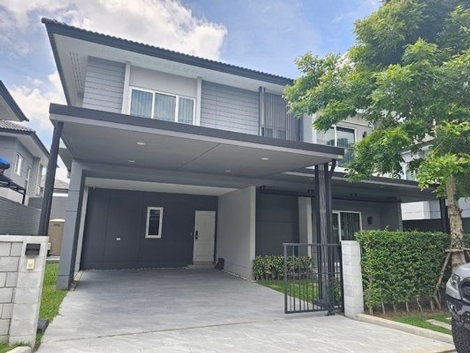 sss403 ขาย บ้านเดี่ยว 2 ชั้น เซนโทร บางนา-วงแหวน CENTRO Bangna-Wongwaen